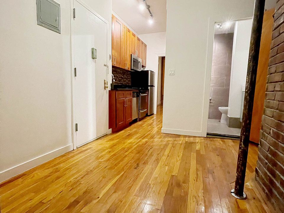 1st image of 163 Stanton St APT 5