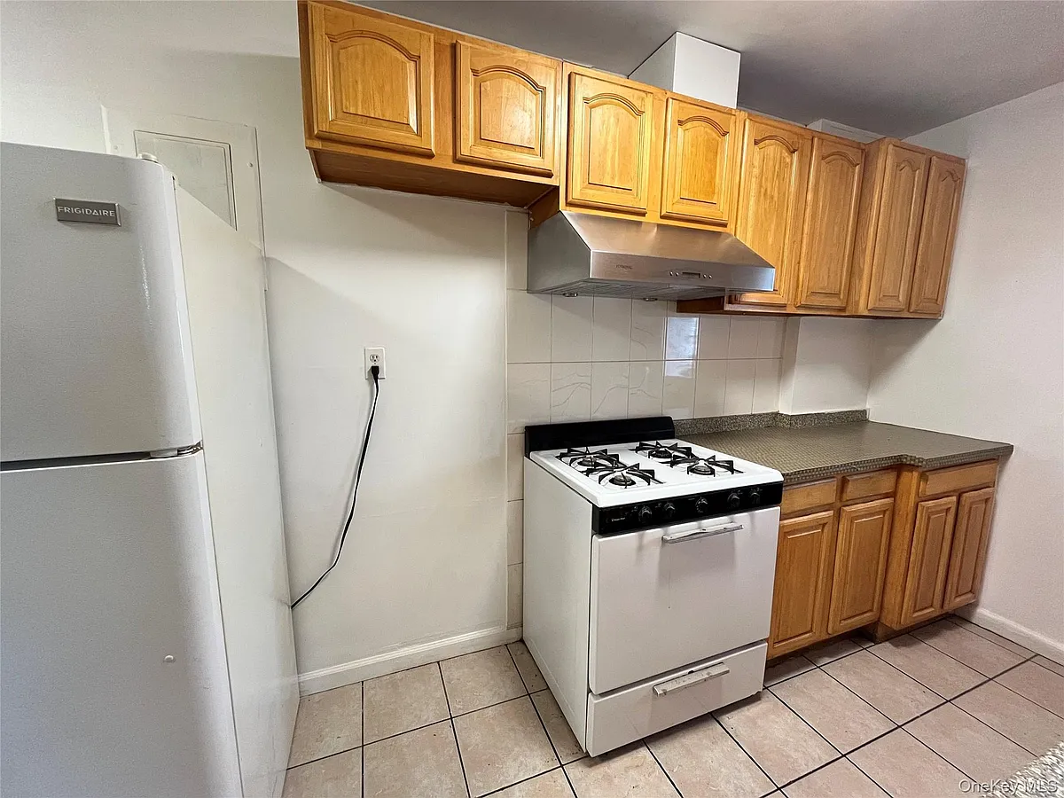 Building Photo - 13338 Avery Ave #3F-B