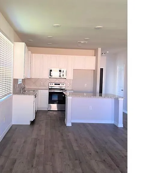 8312 White Pine Dr — Photo 4