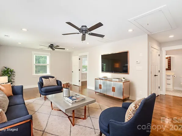 5421 Princess St, Charlotte, NC 28269