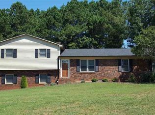 2104 Reepsville Rd, Lincolnton, NC 28092