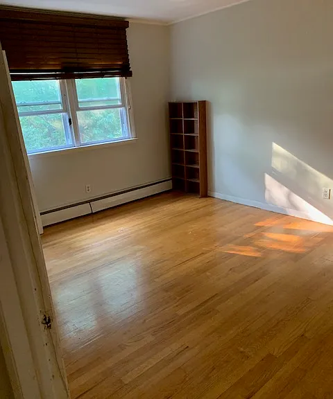120 Delaware Ave #4 — Photo 6