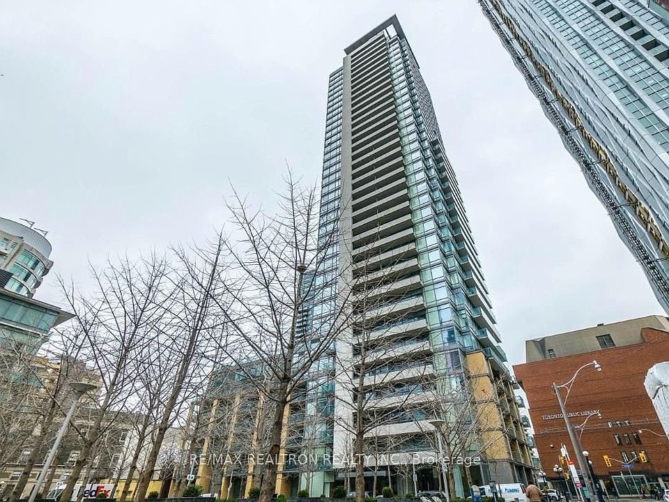 1st image of 18 Yorkville Ave #1601