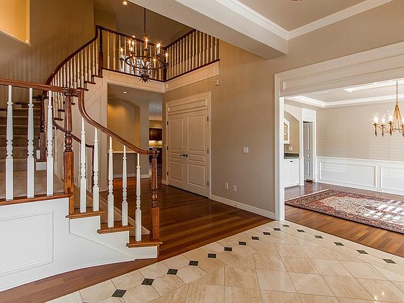 5th image of 97 Glenmoor Ln