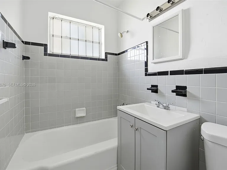 125 NW 73rd St #125 — Photo 4