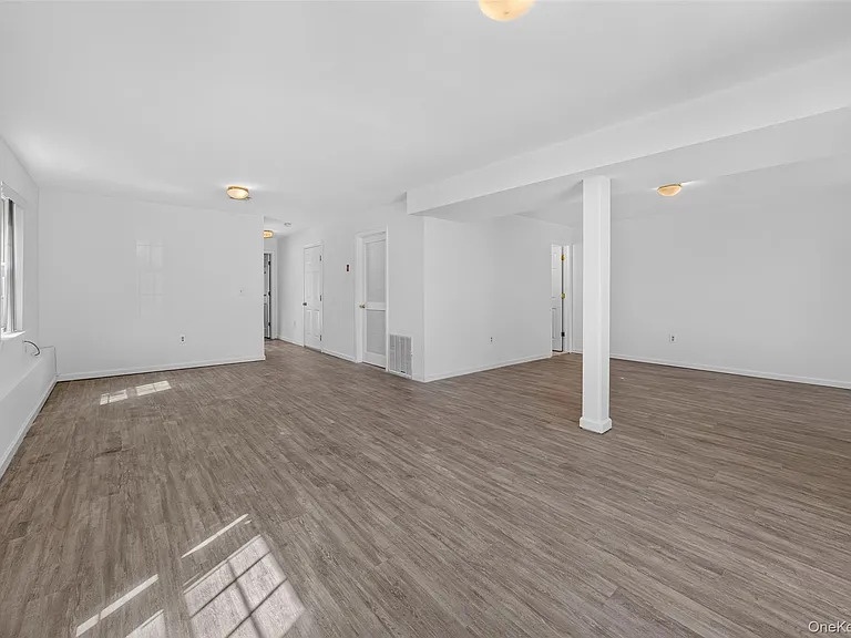 41 Genung St #41 — Photo 23