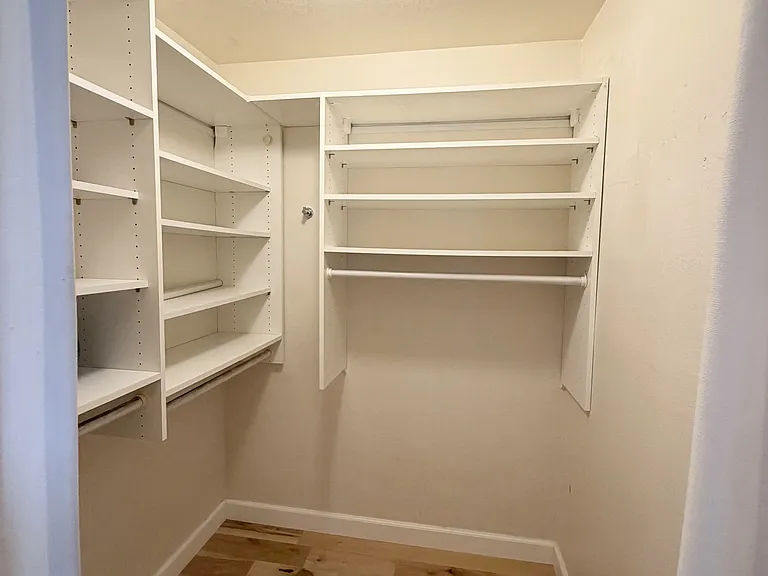 5427 Yerba Buena Rd — Photo 18