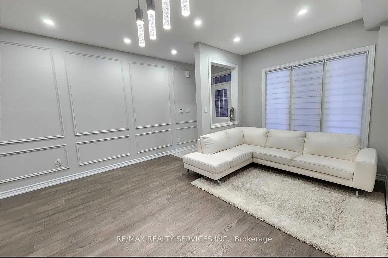 4 bed, $3,200 — Photo 3