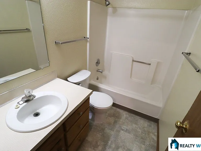 1422 A St — Photo 6