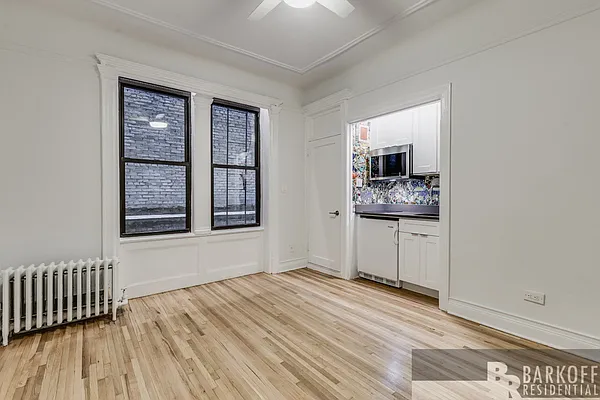 Rented by Barkoff Residential  | media 33