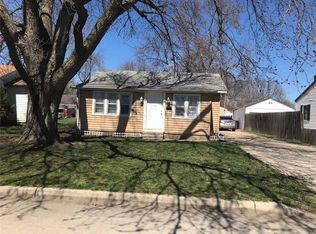 1317 Bundy St, Des Moines, IA 50315