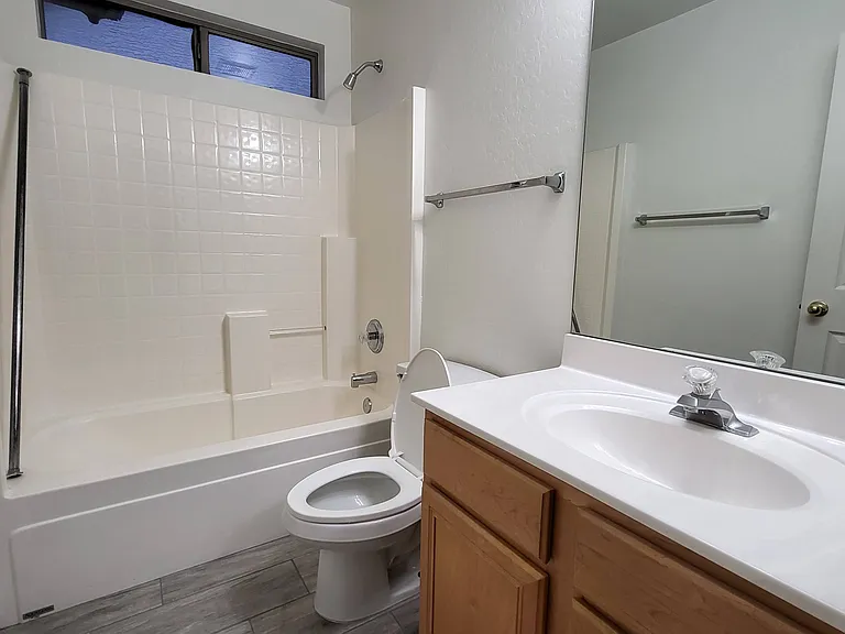 4128 W Menadota Dr — Photo 7