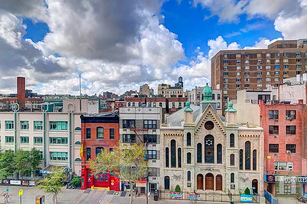 Sold by Halstead Real Estate | media 15