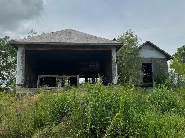 14235 Blairstown Dr, Baker, LA 70714