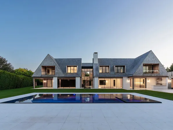 91 Swans Neck Ln, Water Mill, NY 11976