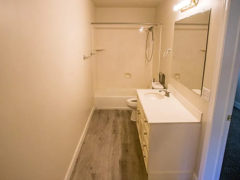 1364 Northridge Dr #1 — Photo 18