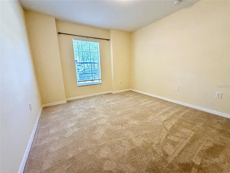 7838 Carriage Pointe Dr — Photo 17