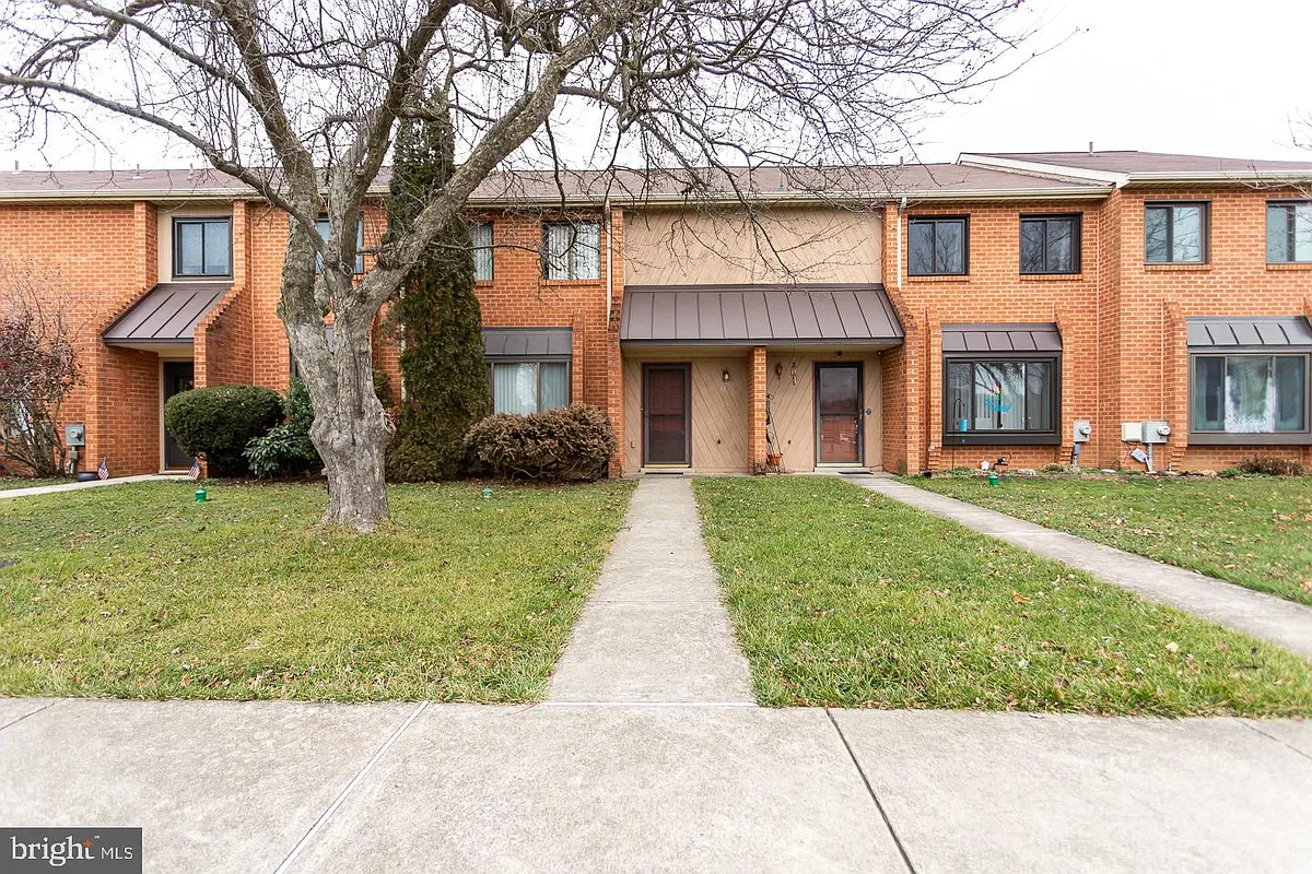 Building Photo - 118 Caernarvon Ct