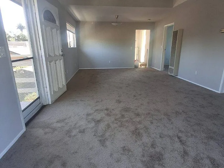833 Gladys Ave #833 — Photo 9