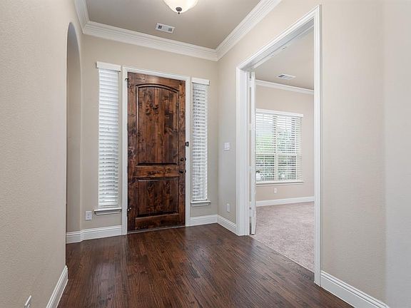 5th image of 6908 Humboldt Pl
