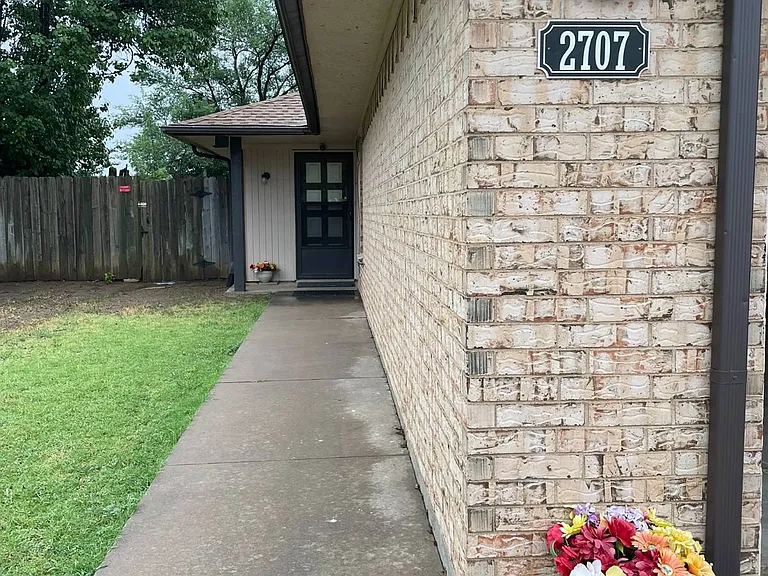 2707 NE Euclid Ave — Photo 17