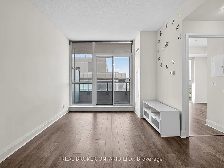 15 Zorra St #1201 — Photo 10
