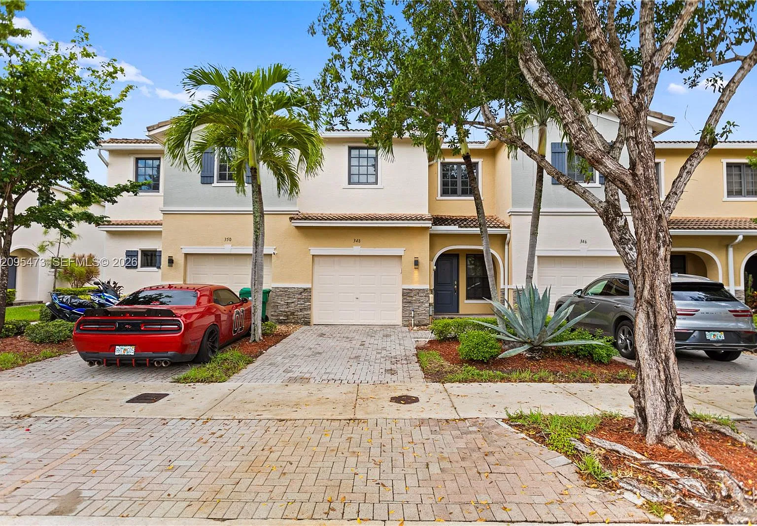 Aventura Isles — Photo 3