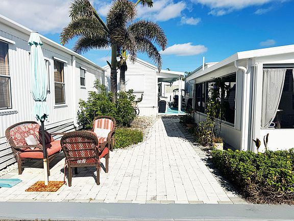 3rd image of 13 Hibiscus Drive #I