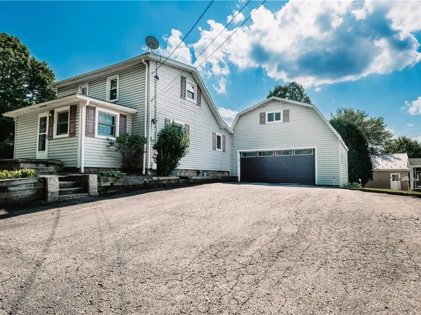 129 East Ave, Indiana, PA 15701