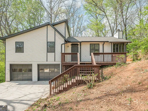 221 Little Brook Ln, Woodstock, GA 30188