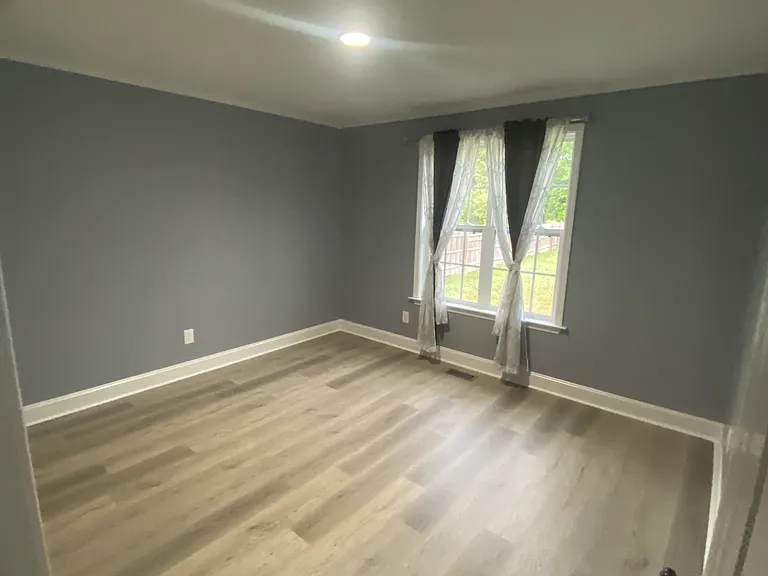 31 Oakley Dr — Photo 8