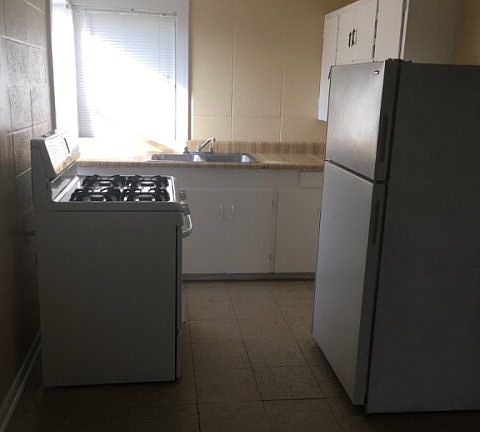 3rd image of 1000 W Elizabeth St APT 3