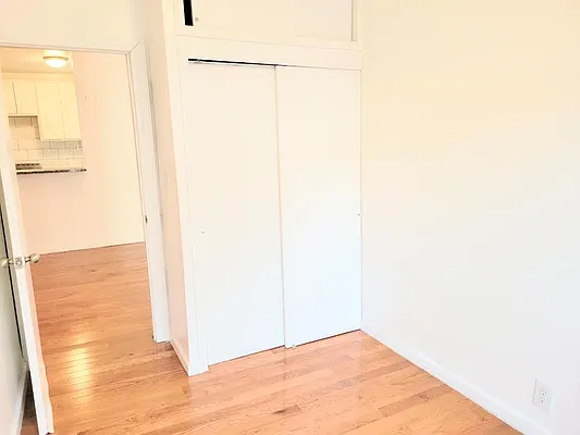 Rented by Virtual Real Estate | media 4