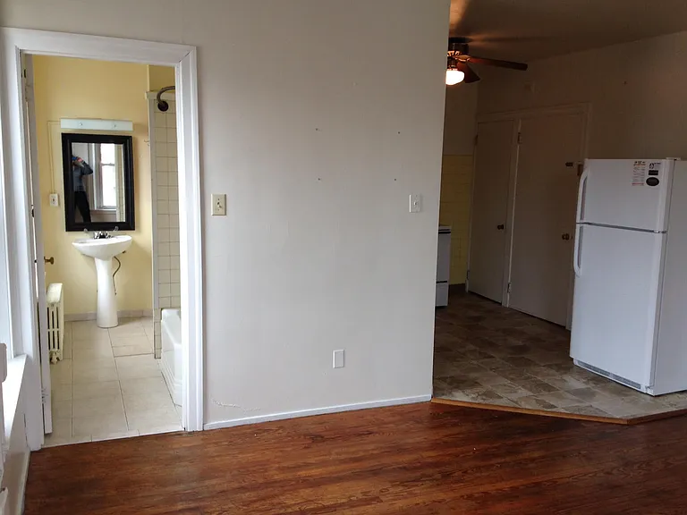 329 W Main St #1 — Photo 3