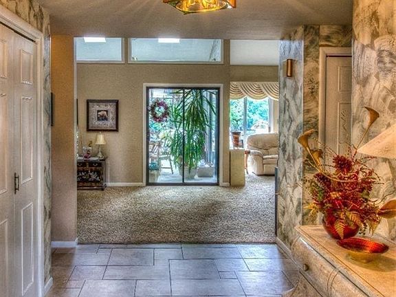 3rd image of 1692 Sunnyslope Dr