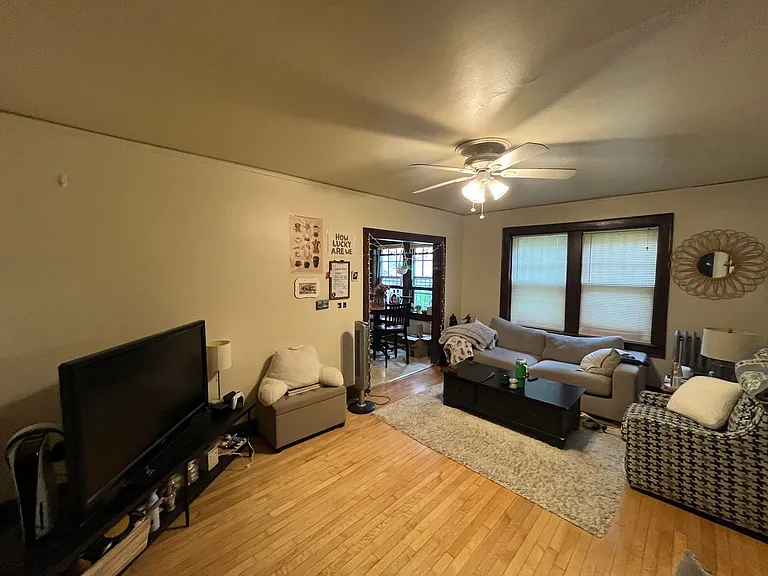 2637 N Cramer St — Photo 2