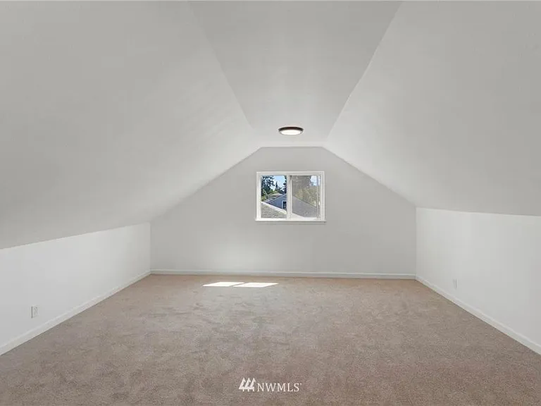 1014 SW 126th St — Photo 14
