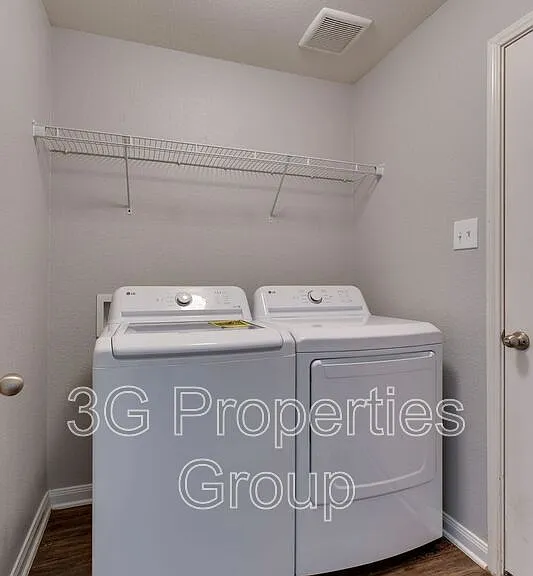 5301 Zara Dr — Photo 8