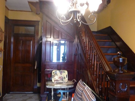 4th image of 541 N Mulberry St