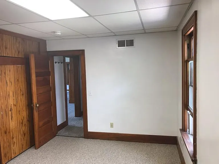 247 N Main St — Photo 7