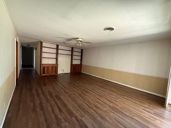 4th image of 302 Mansfield Dr