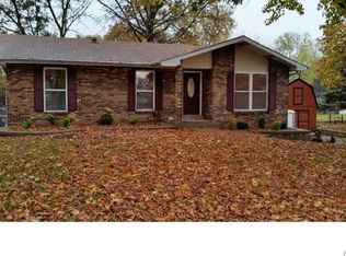 1814 Oak Tree St, Saint Peters, MO 63376