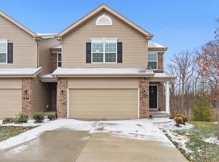 5101 Tesson Grove Dr, Saint Louis, MO 63128