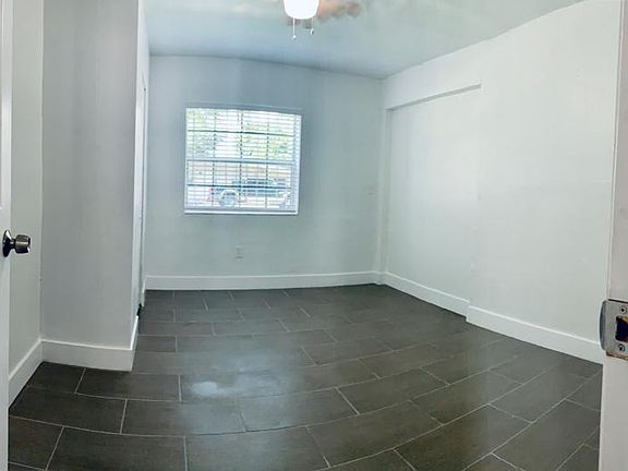 3rd image of 300 NE 174th St #2