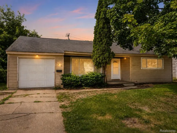 585 Olds St, Ypsilanti, MI 48198