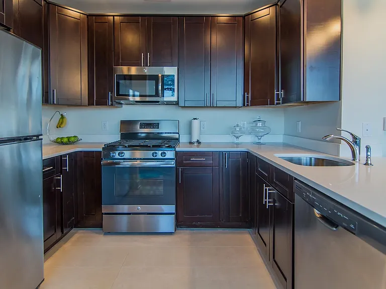 136 Oakland Avenue A K A #66 — Photo 15