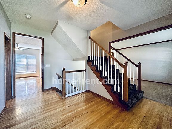 4th image of 1503 Bridlewood Ln