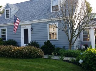 10 Leicester Rd, Marblehead, MA 01945