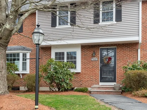 320 Newbury St APT 703, Danvers, MA 01923