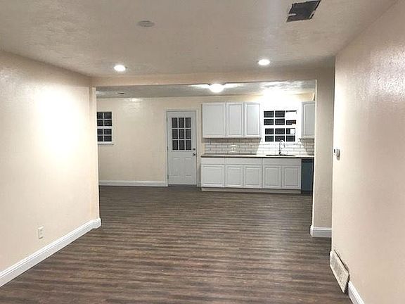 5th image of 307 Linklea Dr